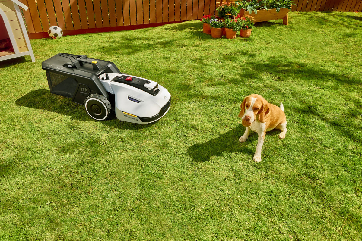 yuka MAMMOTION Yuka mini 2 8 in. LiDAR 360° Robot Lawn Mower (1/3 Acre