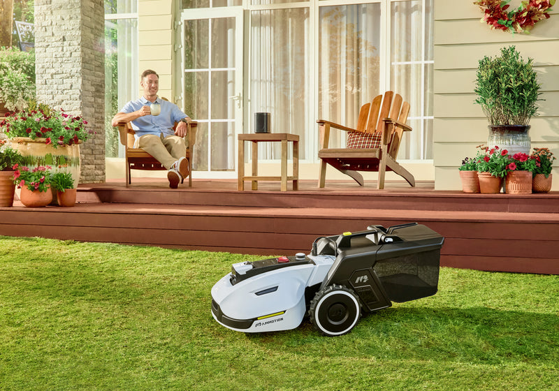 Mammotion Yuka 2000 Robotic lawn mower (does not include bagger)