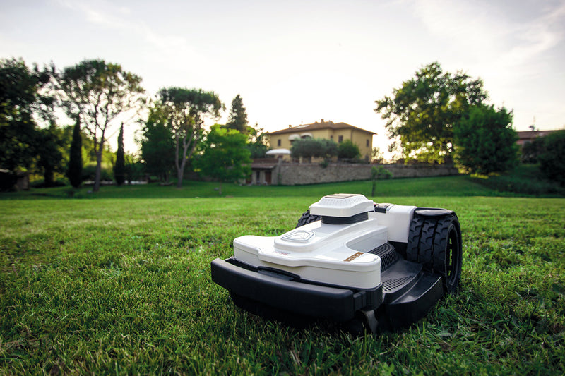4.36 Elite Ambrogio Robotic Lawn Mower 1.5 acres
